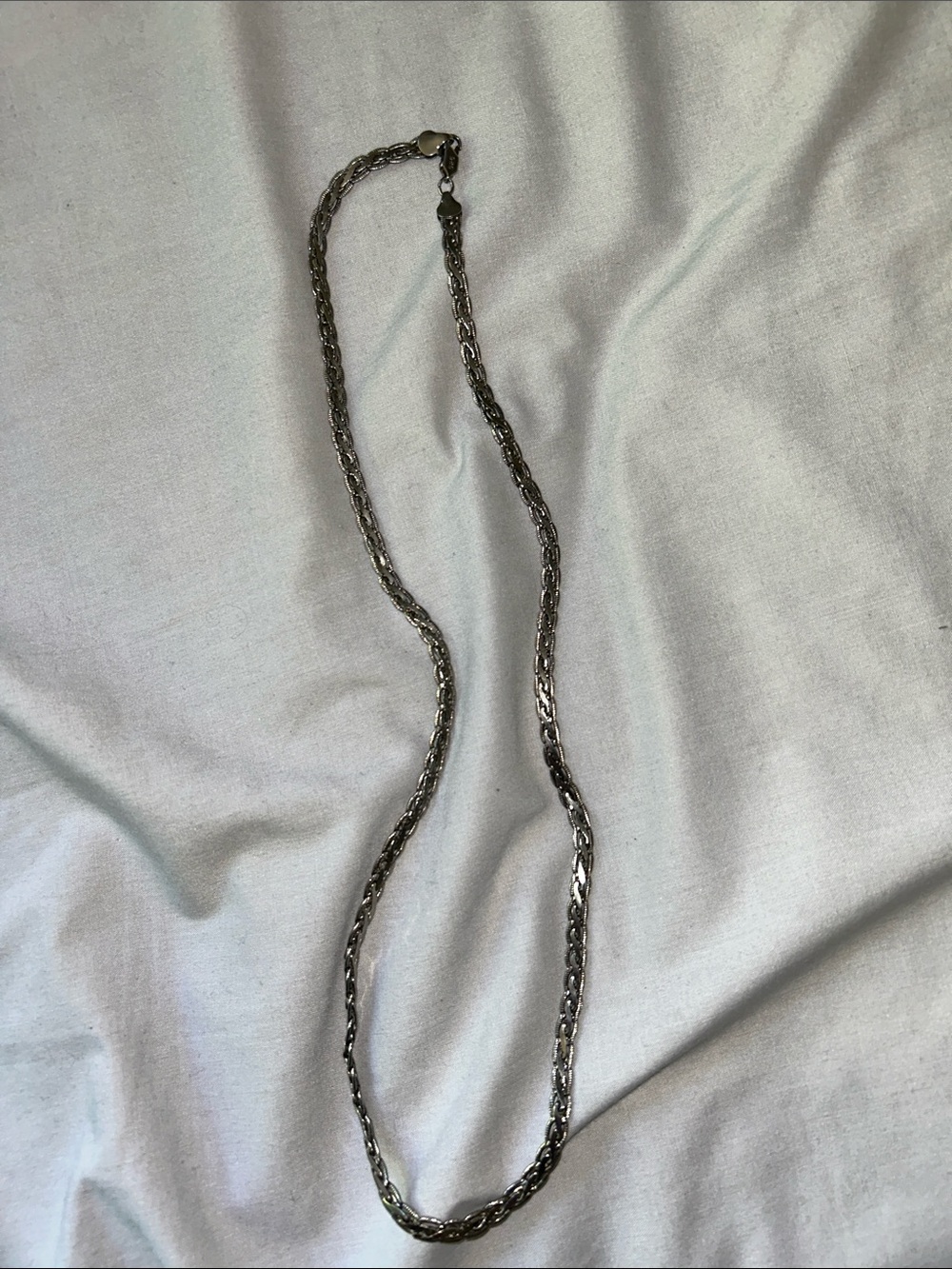 VINTAGE SILVER NECKLACE